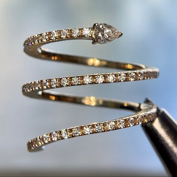 14k Gold Moissanite Snake Dragon Ring - Picture 13 of 17